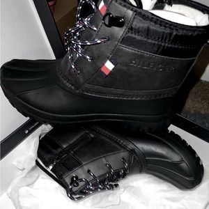 Tommy Hill Duck boots